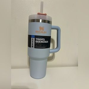 Rare Stanley Tumbler Adventure quencher 40oz Cloud NWT